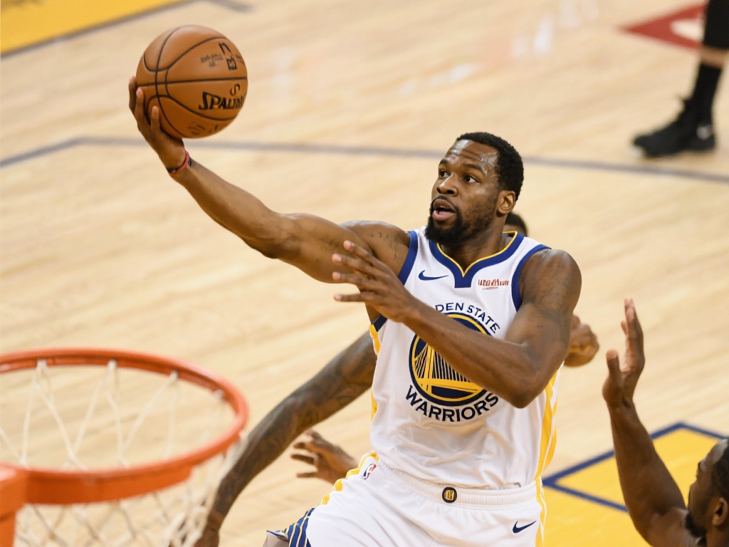 范尼欲回曼联辅佐滕哈格，或为未来接班铺路？